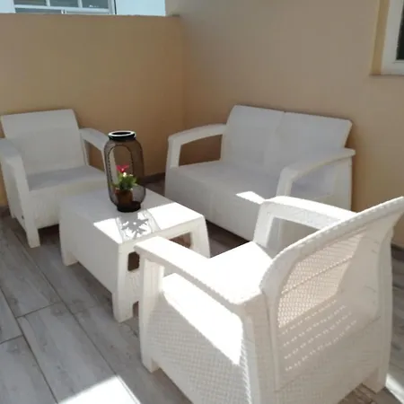 Lejlighed Mabi Paradise House - - 1st Floor *